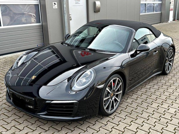 Porsche 911 Cabrio Carrera 4S PDK Sérülésmentes...