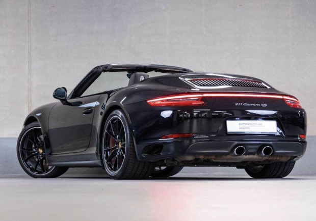 Porsche 911 Cabrio Carrera 4S PDK Sérülésmentes...