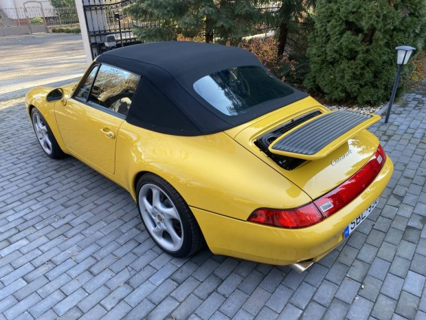 Porsche 911 Carrera 4 Cabrio TOP1
