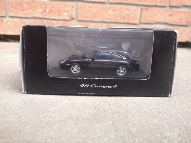 Porsche 911 Carrera 4 (1:43) Schuco modellaut