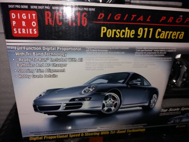 Porsche 911 Carrera modellauto tvirnyitos 1:16. Veszprm 13900Ft