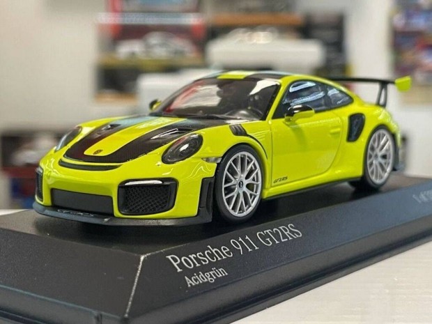 Porsche 911 (991 II) GT2 RS 2018 Acidgrn 1:43 1/43 Minichamps