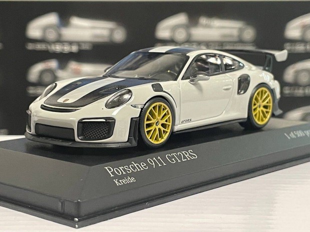 Porsche 911 (991 II) GT2 RS 2018 Chalk grey 1:43 1/43 Minichamps