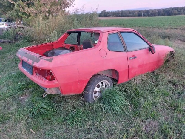 Porsche 924 elad 