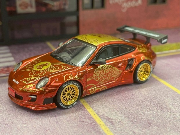 Porsche 997 Lbwk modellaut - Inno64 1:64 mret