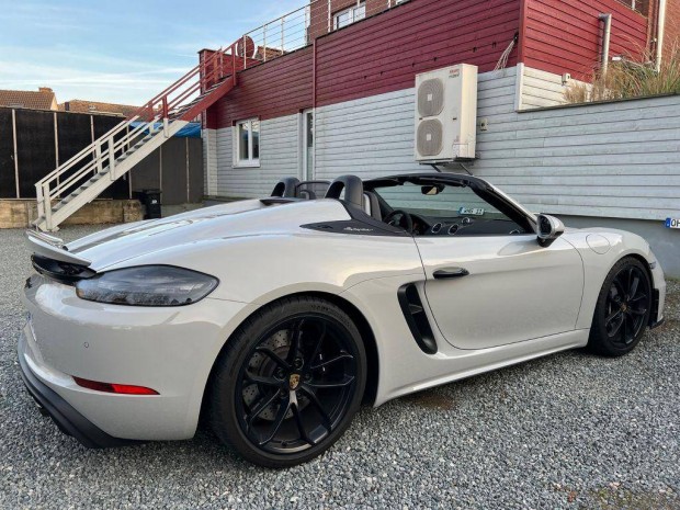 Porsche Boxster 718Spyder Kreide! 11.000 km! Sé...