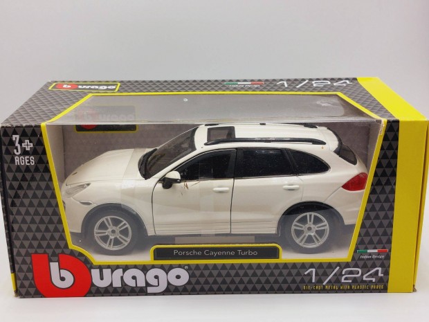 Porsche Cayanne Turbo Bburago j dobozos 1:24 1/24 modellaut