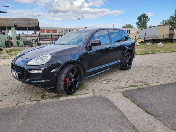 Porsche Cayenne GTS elad. 