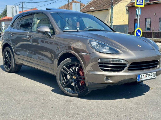 Porsche Cayenne S Hybrid (Automata)