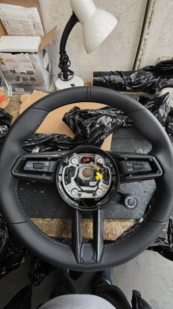 Porsche Macan Taycan F�thet� Karbon Korm�nyker�k �j Gy�ri