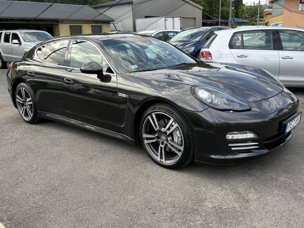 Porsche Panamera 4S PDK Full Extra