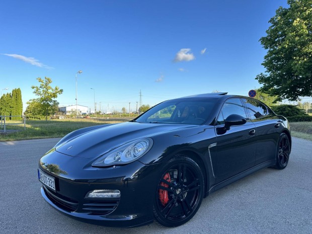 Porsche Panamera Dízel PDK Újszerű állapotból!