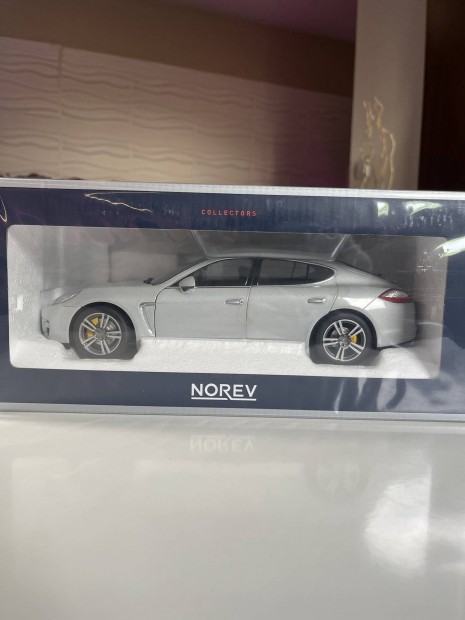 Porsche Panamera Turbo Norev 1:18 j ! 