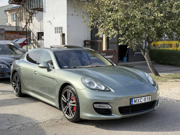 Porsche Panamera Turbo PDK Sport Chrono Package...