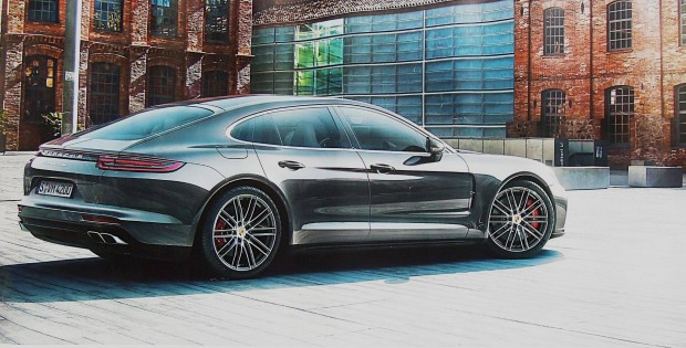 Porsche Panamera Turb plakt