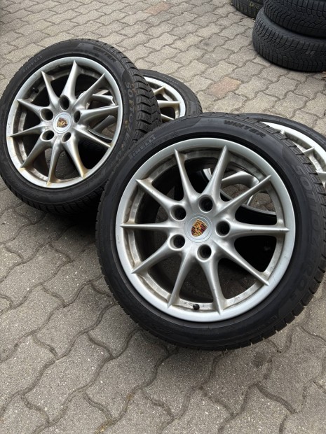 Porsche carrera 7-9x17 et50-55 5x130 gyari alufelni teligumival