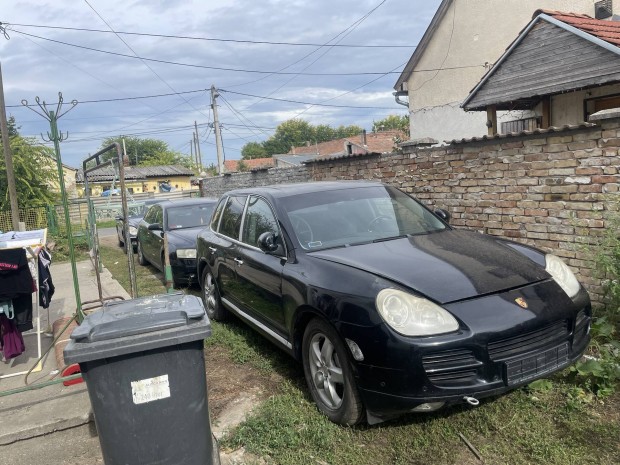 Porsche cayanne s 4.5 v8 bontott alkatrszei 