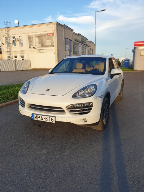 Porsche cayenne diesel elad.