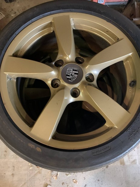 Porsche cayman felni 18"