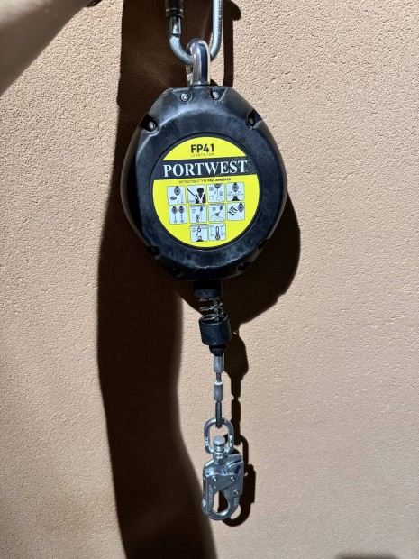 Portwest zuhanásgátló 10méteres