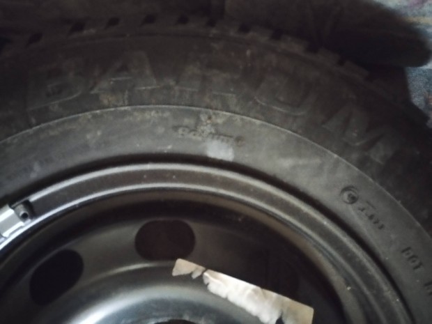 Pótkerék eladó.175/80 R14