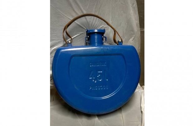 P�tker�k �zemanyag kanna