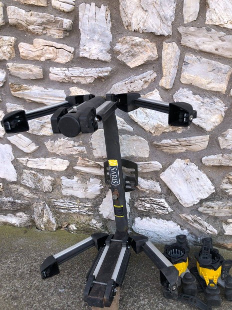 P�tker�kre r�gz�thet� Saris ker�kp�r sz�ll�t�, s�l�c tart�