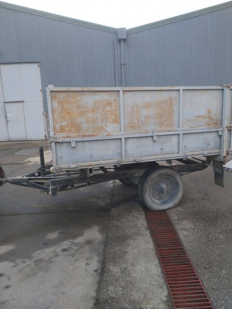 Potkocsi,3 oldalra billenthet� platoval,m�szakival elado