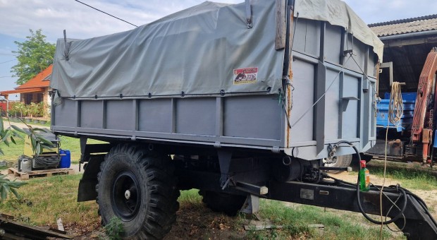 Pótkocsi EB7 billenős (műszakival)