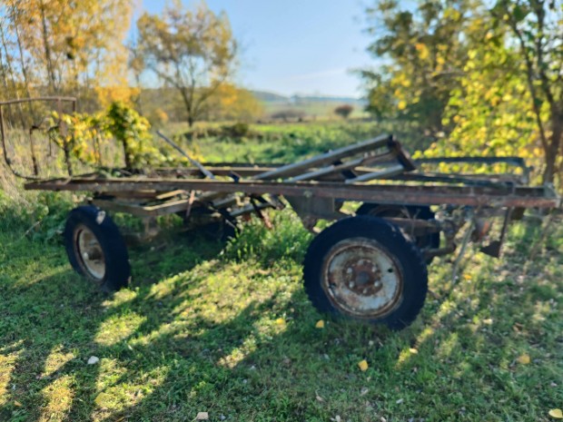 Ptkocsi, lovaskocsi elad 