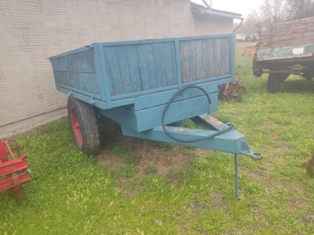 Ptkocsi billen plats (htra billent)