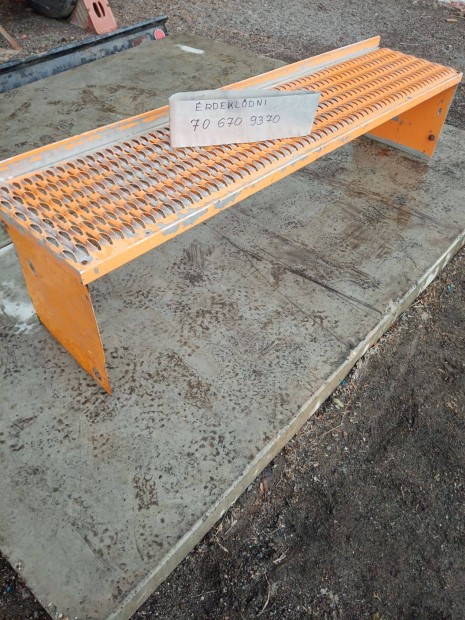 Ptkocsi fellp-,ponyvzrcs