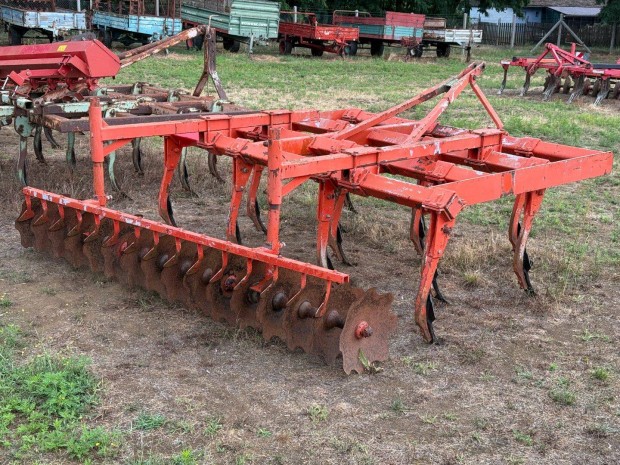 Pöttinger 3m-es grúber (grubber)