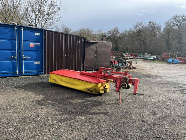 P�ttinger Cat Nova 250 t�rcs�s f�kasza