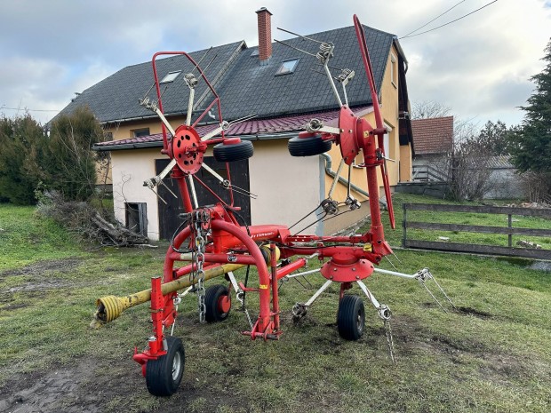 Pttinger HIT 54 N hidraulikus rendtert