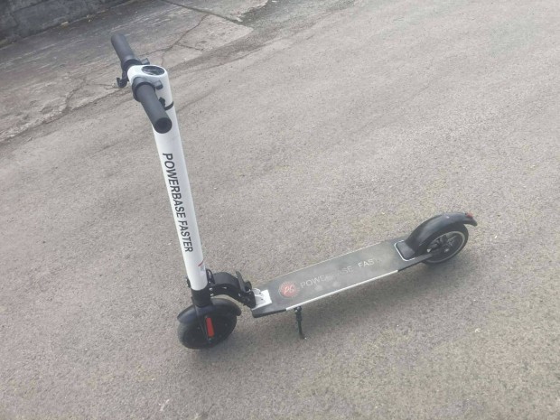 Power Base Faster elektromos roller!