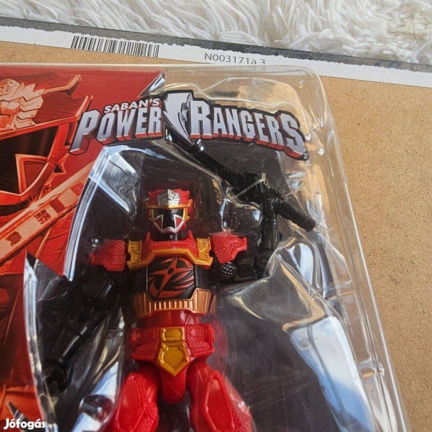 Power Rangers figura j de ki lett bontva