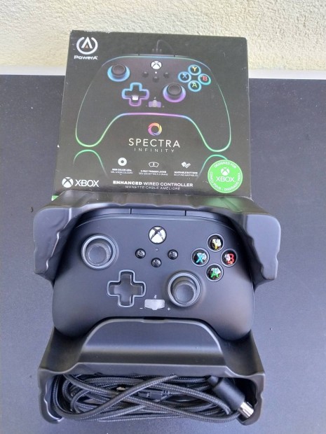 Powera Spectra Infinity Xbox controller, irnyt 