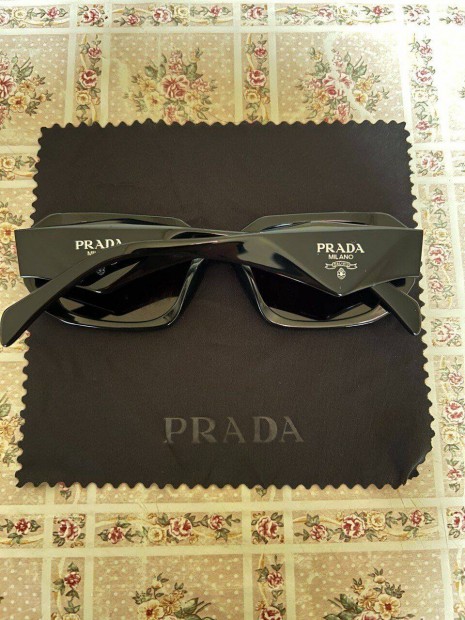 Prada Napszemveg