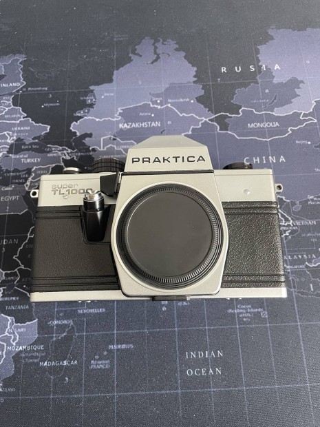 Praktica Super TL1000 filmes fnykpezgp vz