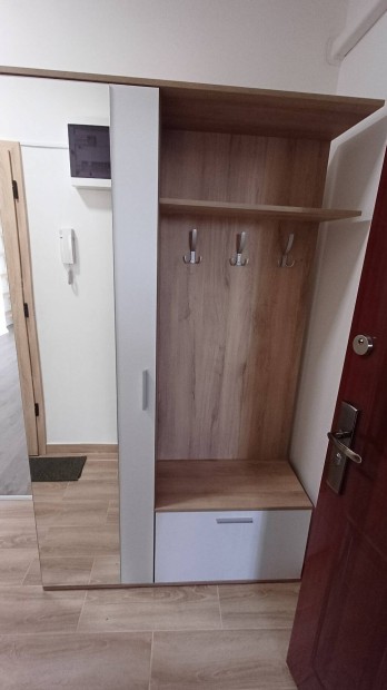 Praktiker el�szoba szekr�ny