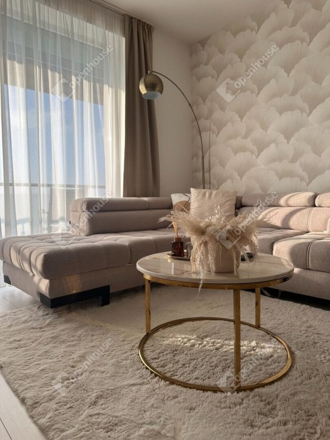 Pr�mium lak�s Gy�r Viziv�rosban, letisztult �lhet� terekkel