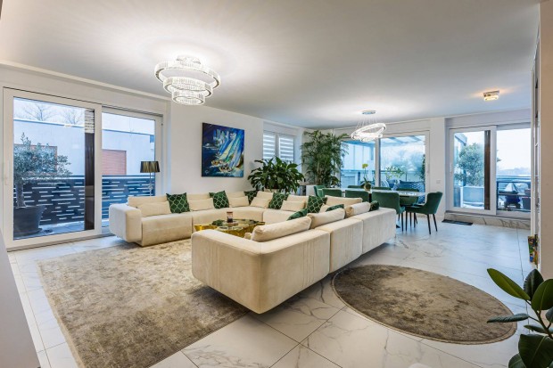 Pr�mium lak�s elad� a XV. ker�letben 210 nm luxus