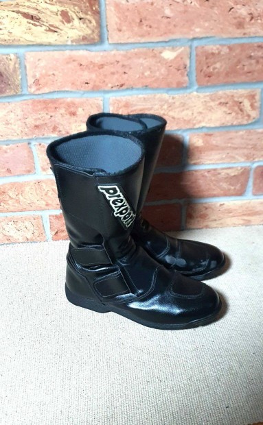 Prexport, 42-es motoros csizma j llapotban elad