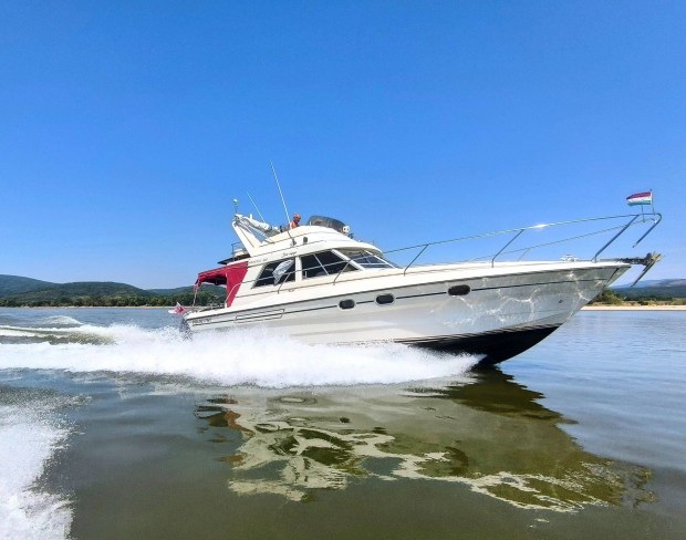 Princess 330 motoros lak�haj�