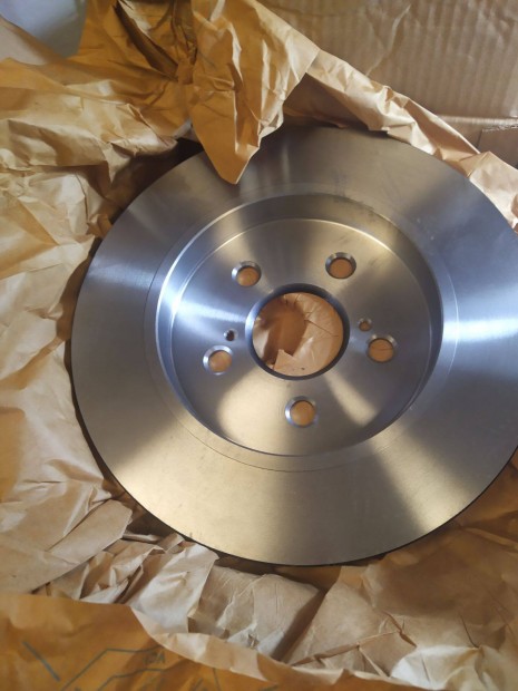 Prius s Lexus CT200 fktrcsa prban