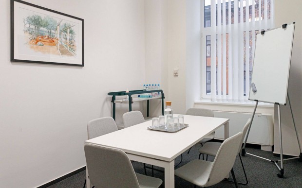 Priv�t irodahelyis�g 4 f� sz�m�ra