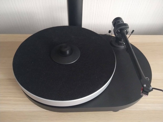 Pro-ject RPM-4