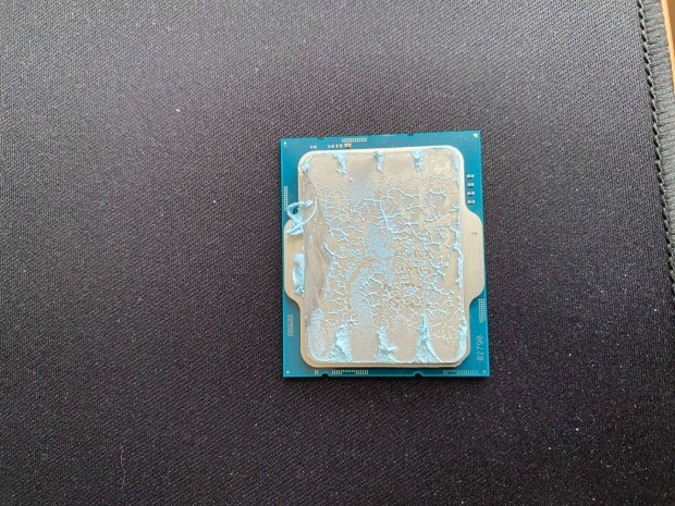 Processzor I3-12100F