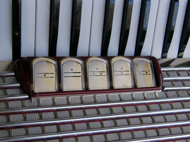Profi 72 b. Hohner Conterto III harmonika tangóharmonika accordion